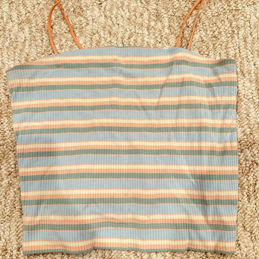 American eagle crop top :))) perfect under sweaters or for summer:)